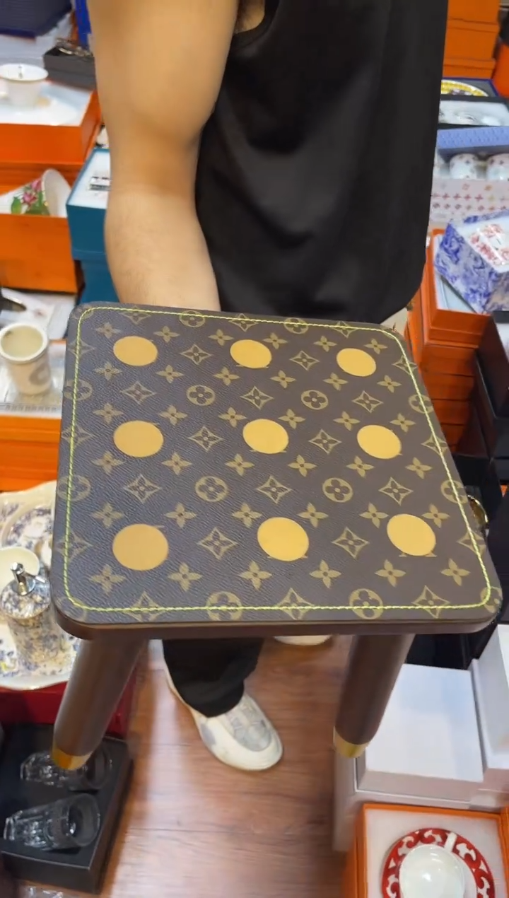 杯鸿辉家品牌瓷器，京东包邮！