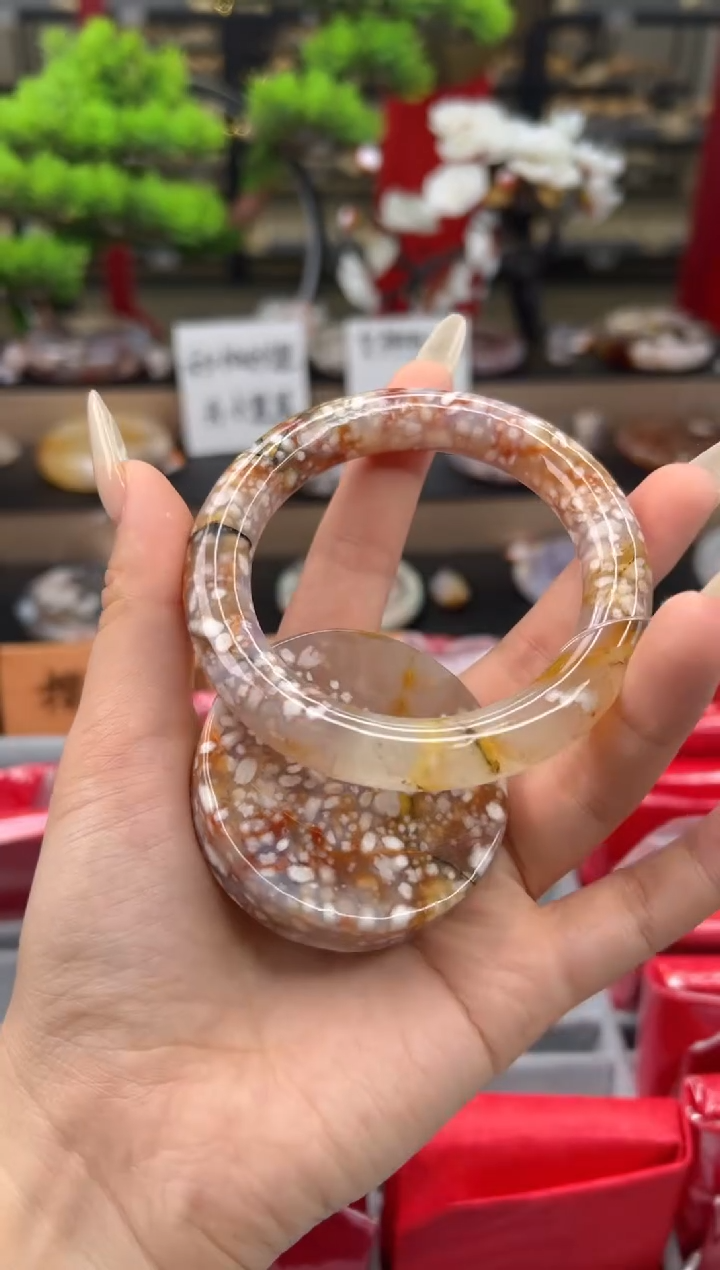 【闪购商品】石英质玉手镯未镶嵌57圈口（赠送镯心）61523