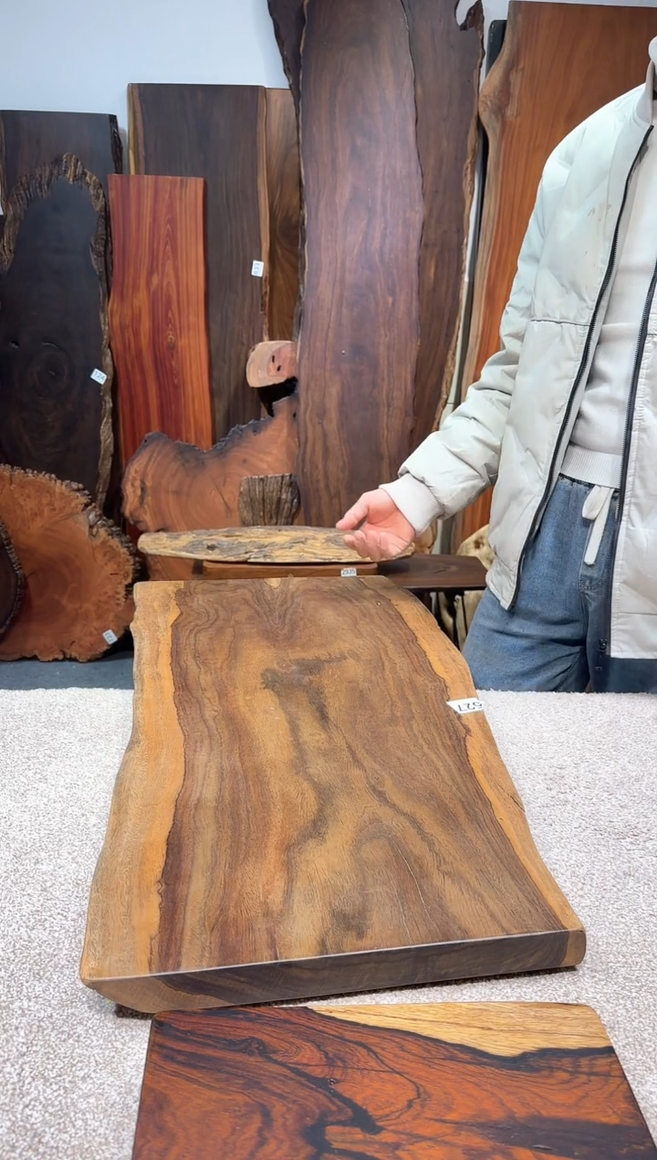 【闪购商品】风车木（黑檀木）尺寸86*42*3编号527