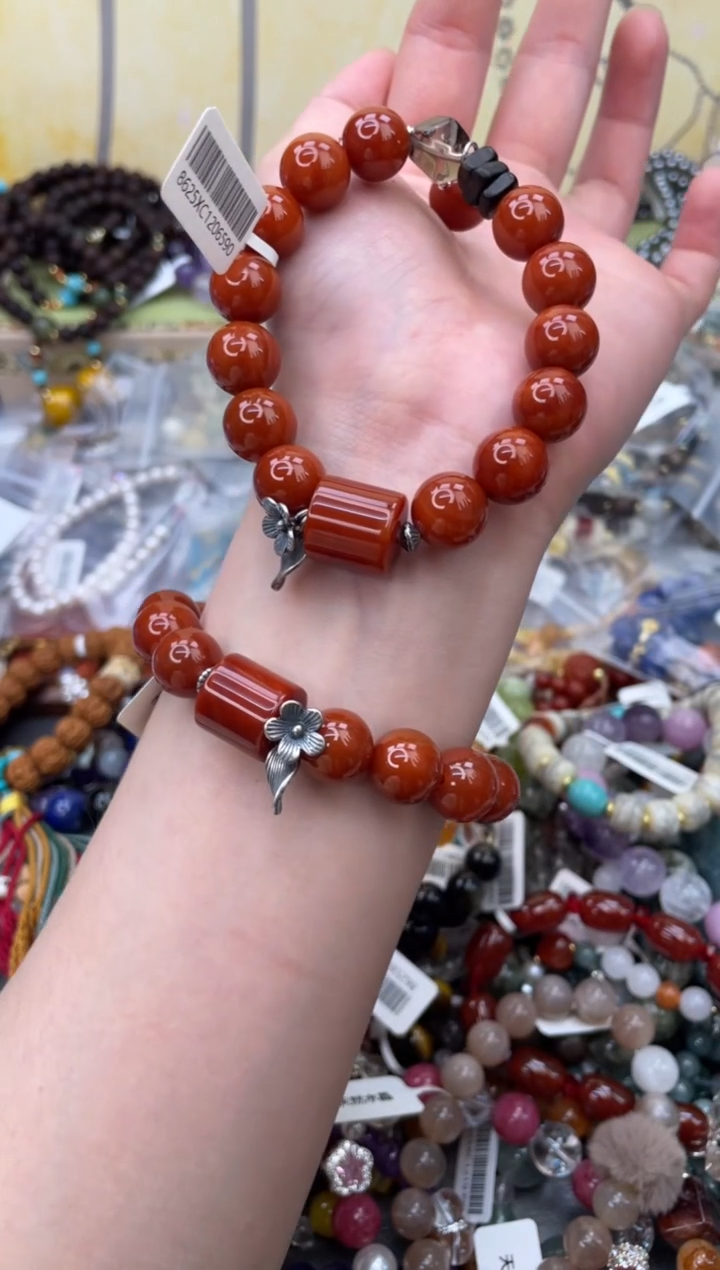 未镶嵌玛瑙手饰275