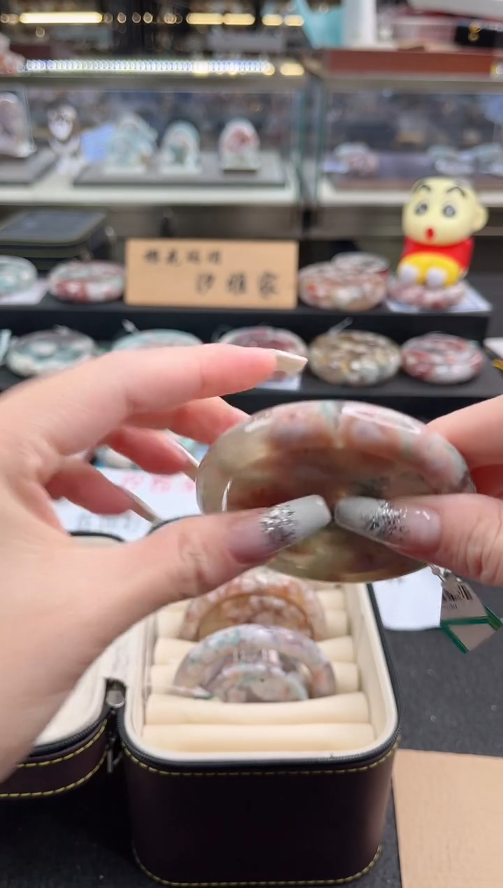 未镶嵌手镯石英质玉尘*丷圈口（赠品镯心）圈口（赠品镯心）