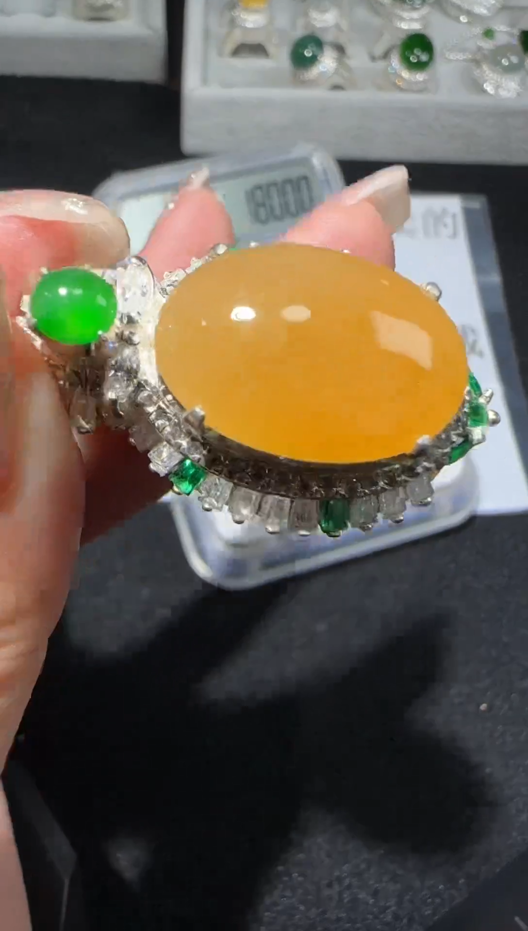 【闪购商品】翡翠吊坠(不含链)未镶嵌多样性发货拍一发一