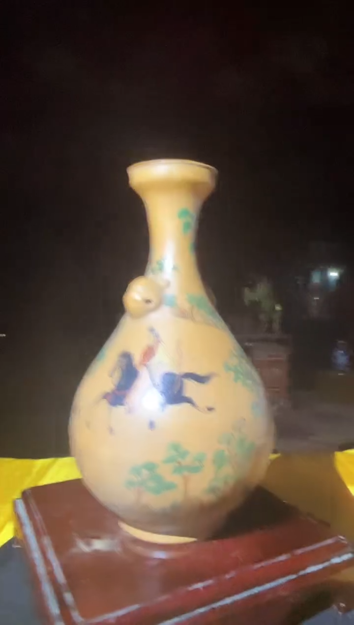 【闪购商品】瓷片L251现代陶瓷工艺品一个