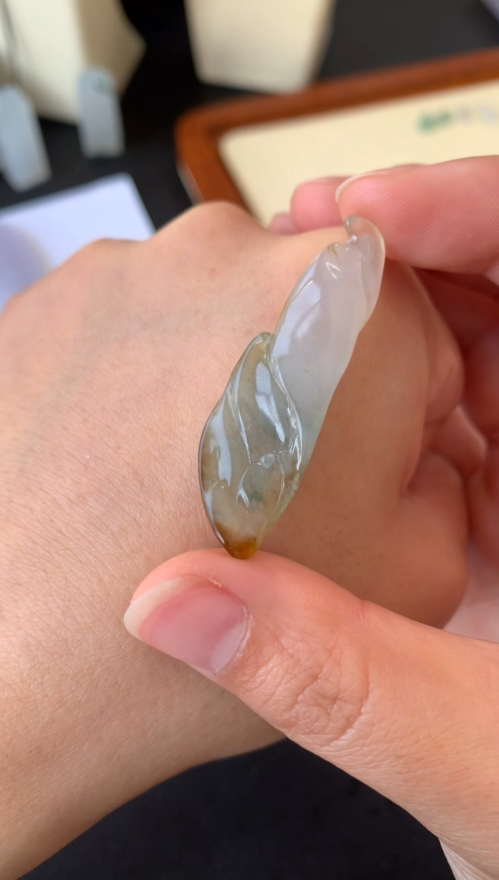 【闪购商品】定制翡翠未镶嵌翡翠