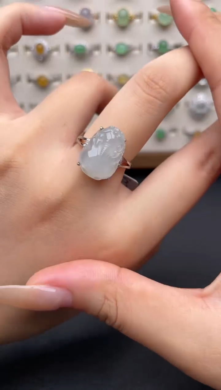 银S925镶嵌戒指翡翠一物一证一礼盒