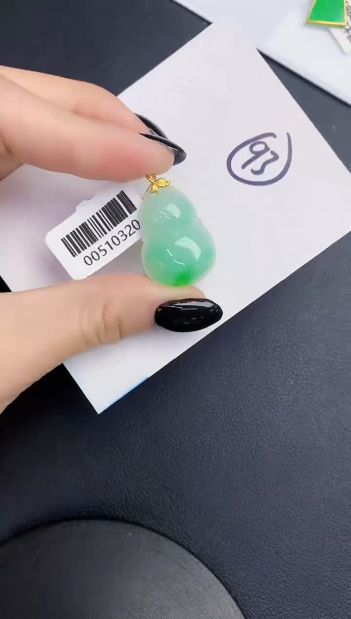 【闪购商品】翡翠颈饰18K金镶嵌00000000000