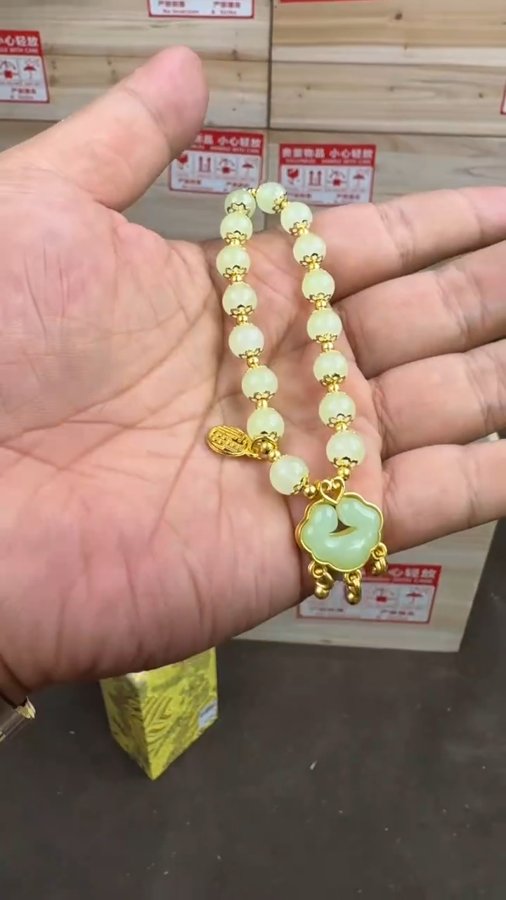 琉璃/树脂/塑料类精美手串 海兰阁主甄选（不带礼盒）