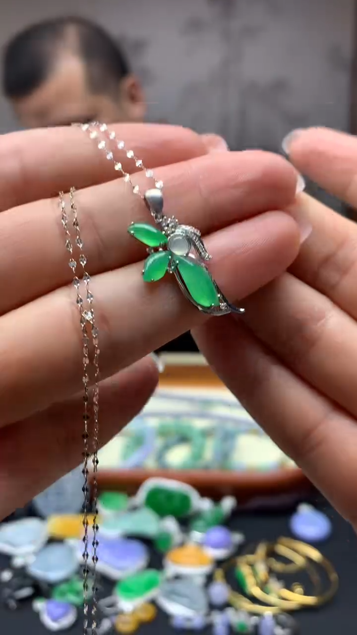 【闪购商品】翡翠颈饰18K金镶嵌7-天然翡翠