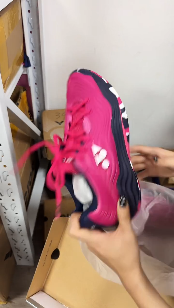 微瑕正品 52号 TF5 39码