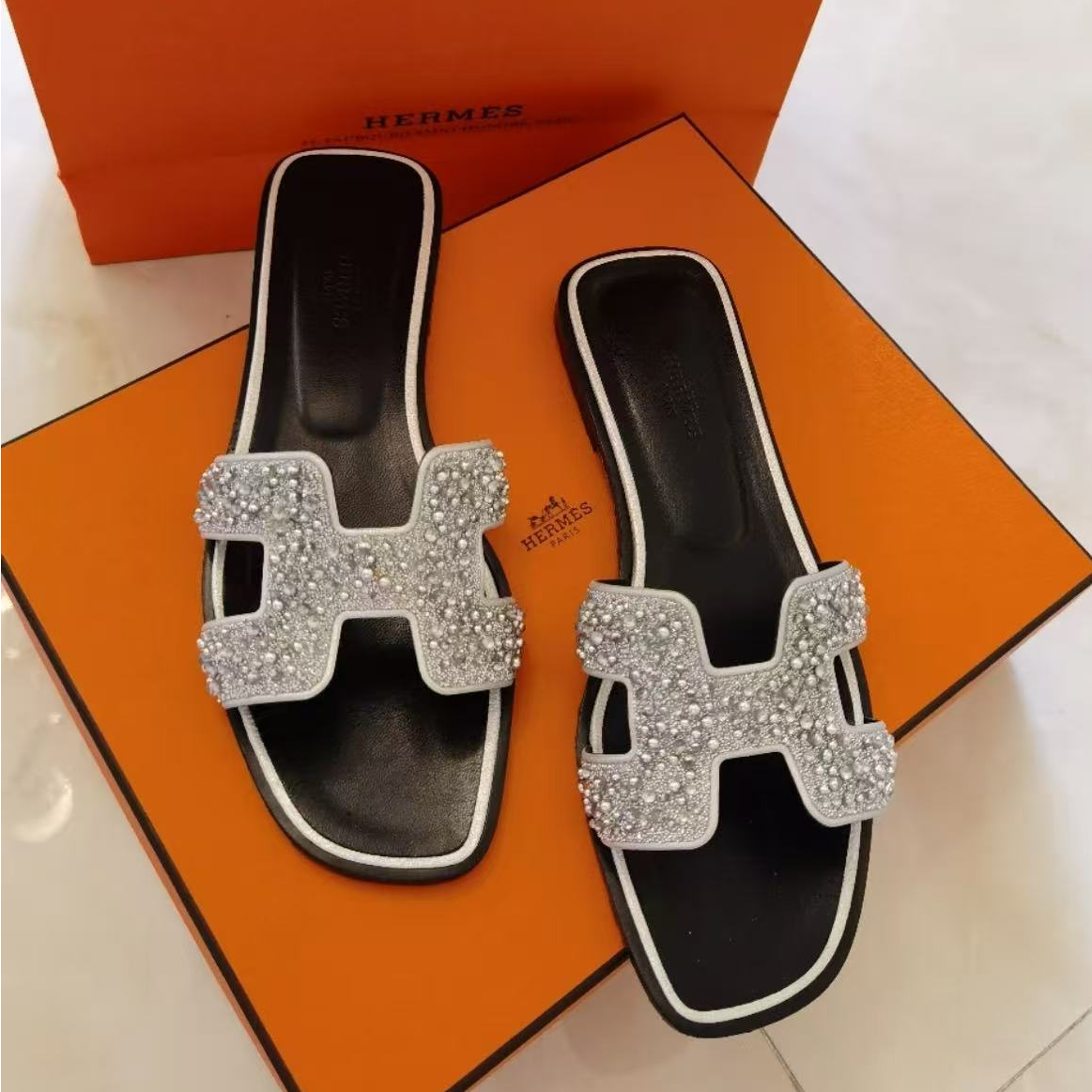 99新 Hermes/爱马仕 银色钻钻H拖 37码