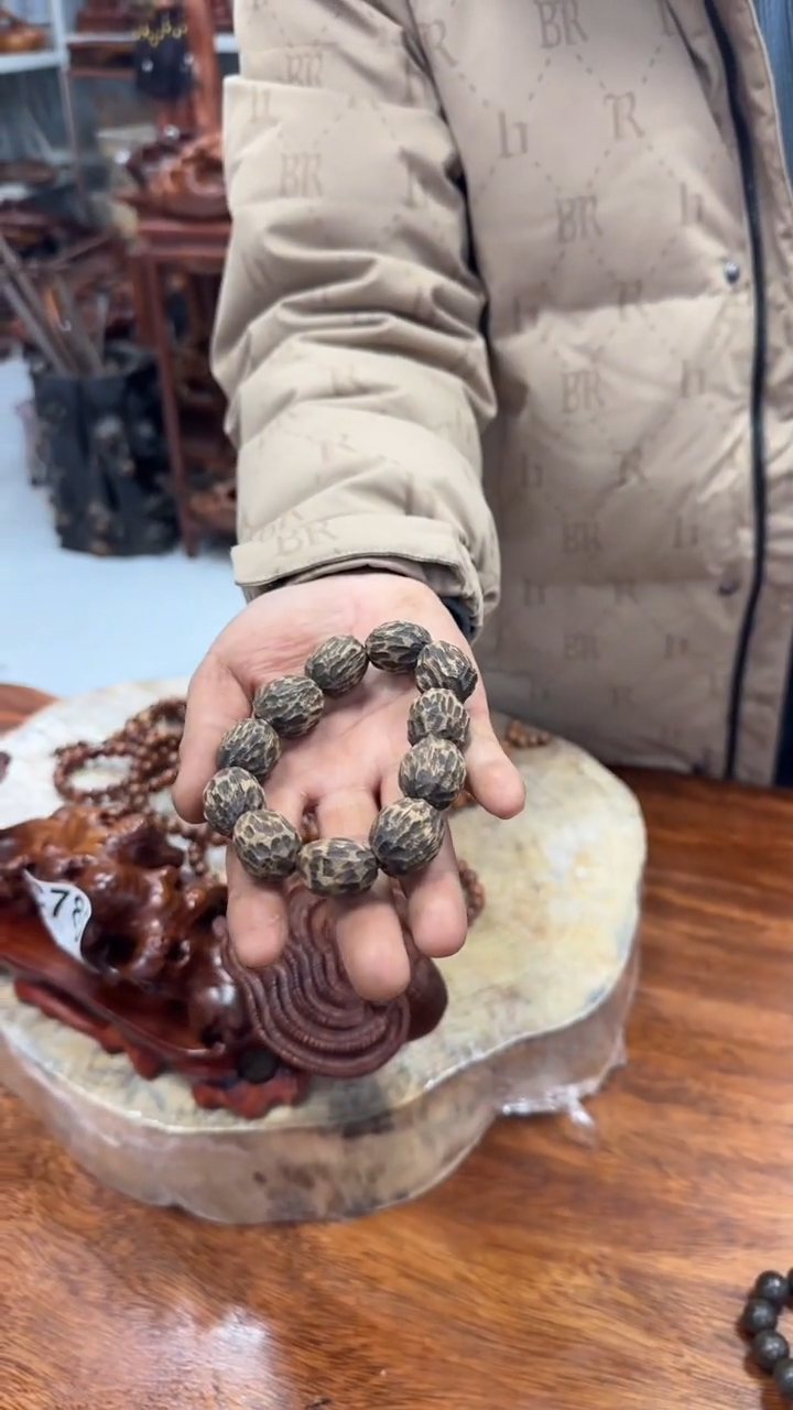 花梨木类X*h工艺品88888888