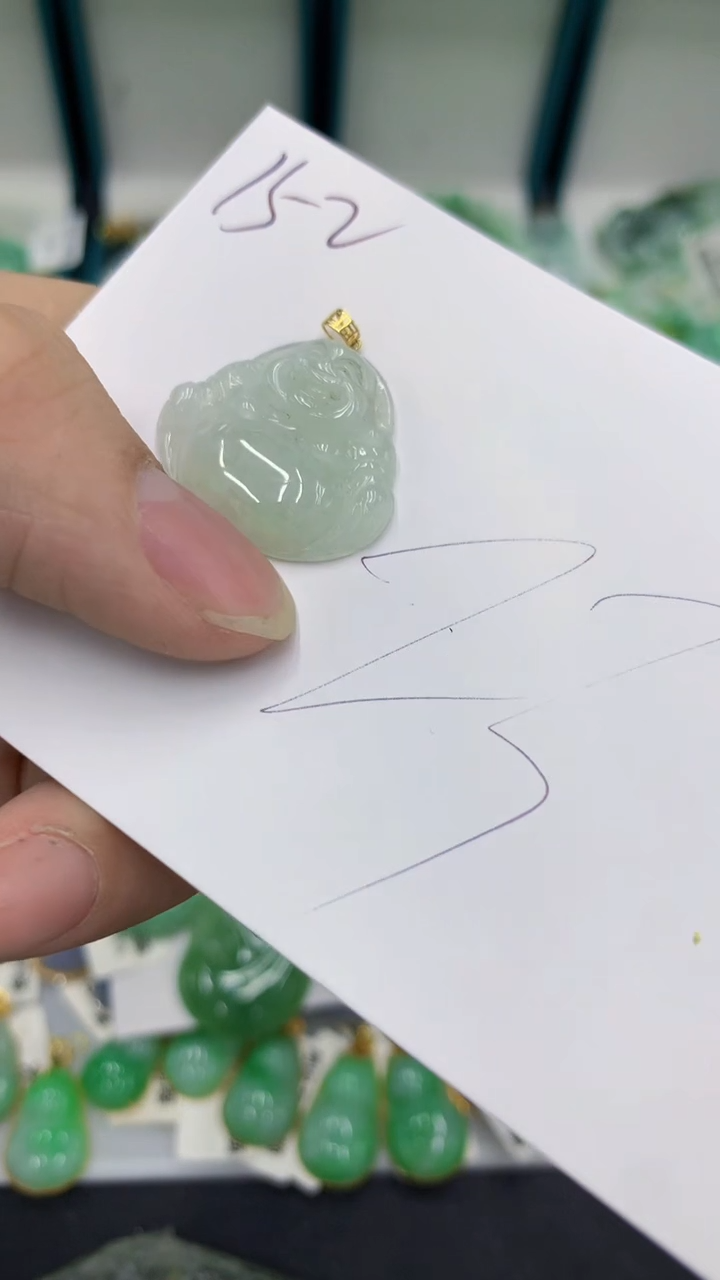 【闪购商品】翡翠颈饰18K金镶嵌翡翠