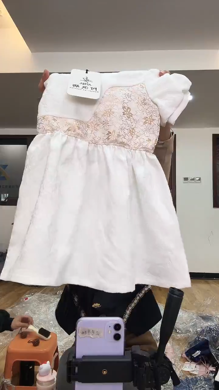 儿童       连衣裙      110码