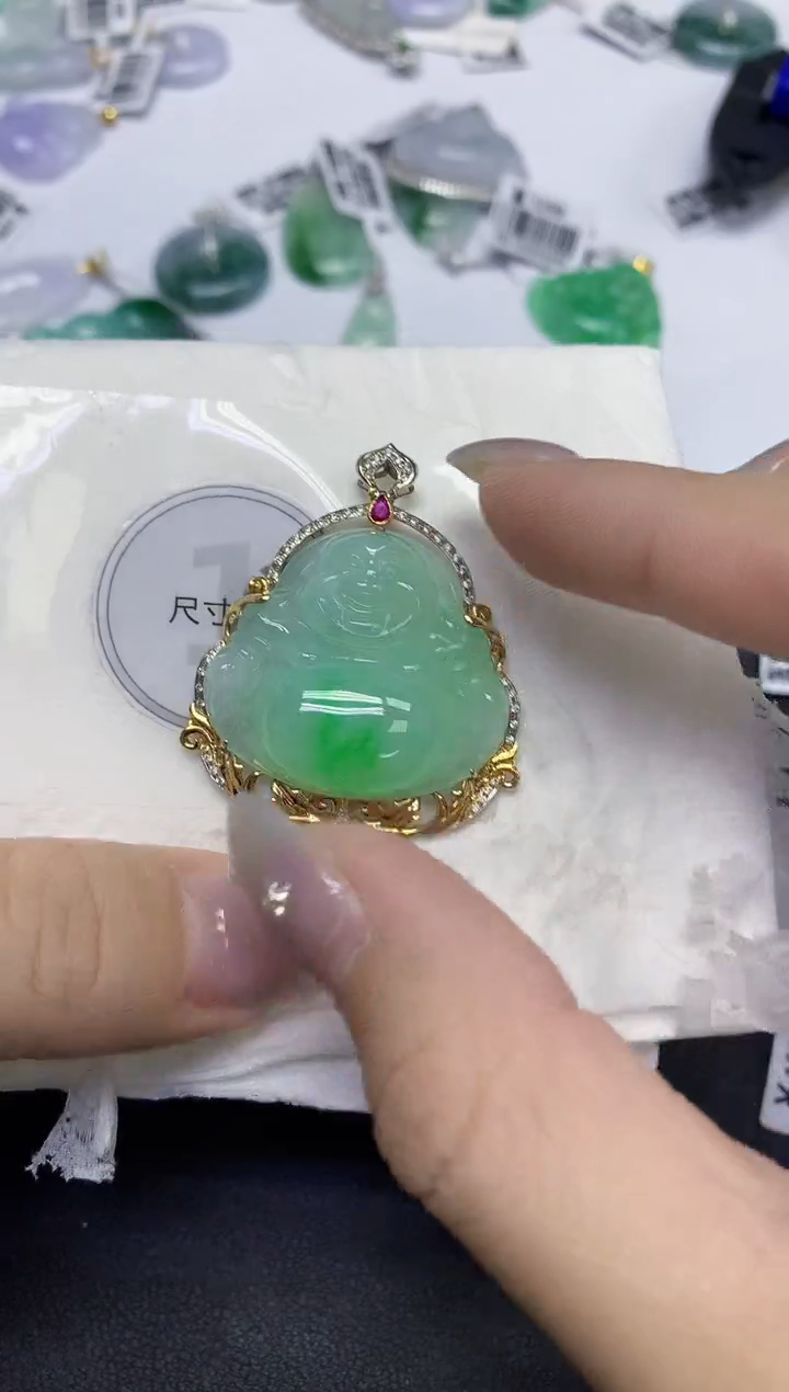 颈饰18K金镶嵌翡翠天然缅甸翡翠A货百元以上9元证书费自理