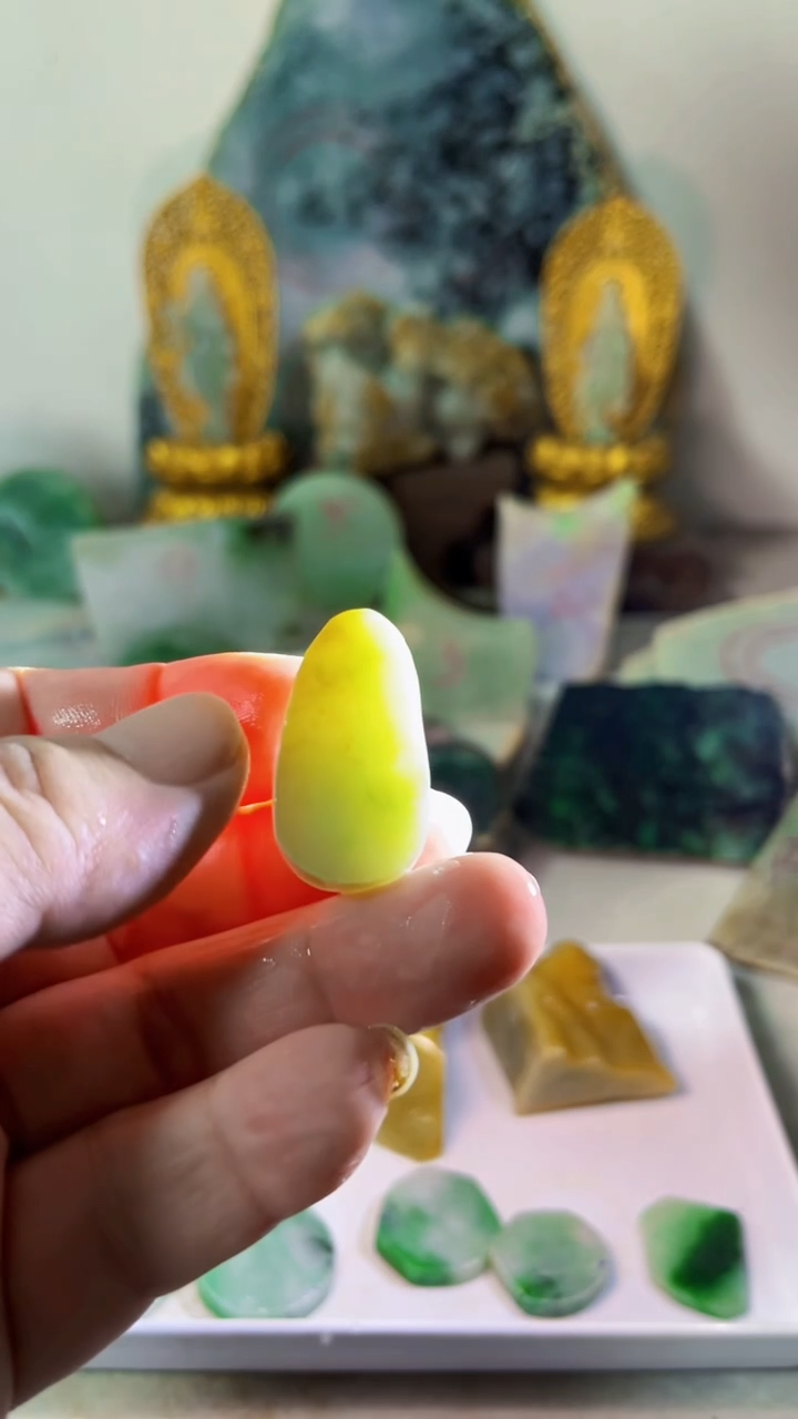 【闪购商品】翡翠吊坠(不含链)未镶嵌A363