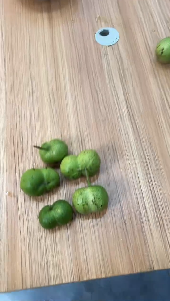 文玩核桃把件文玩核桃青皮半壁