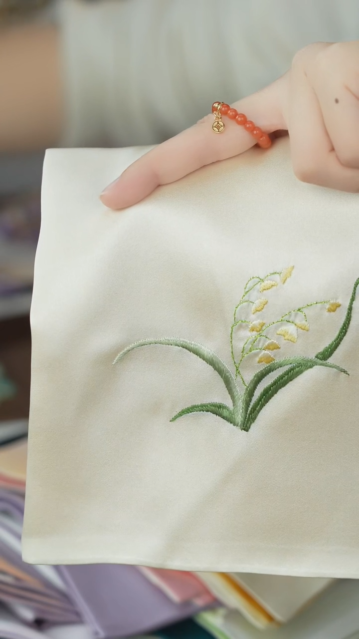 刺绣闪购纯手工非遗国风饰品