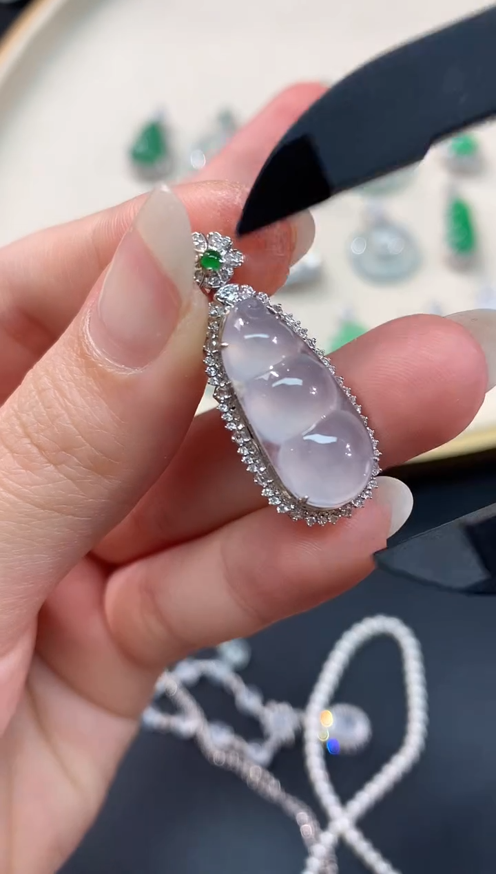 【闪购商品】翡翠吊坠(不含链)18K金镶嵌A134|7800