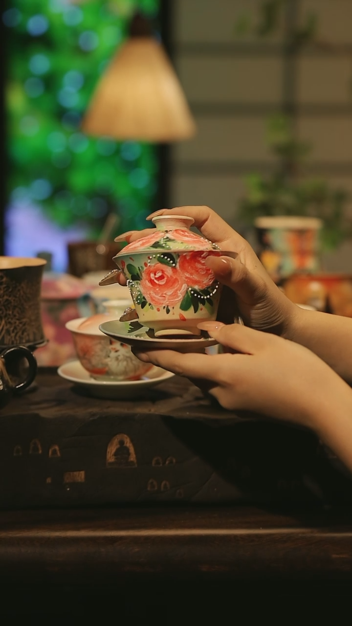 陶瓷等5日发货景德镇高温手绘釉下彩设计师款式