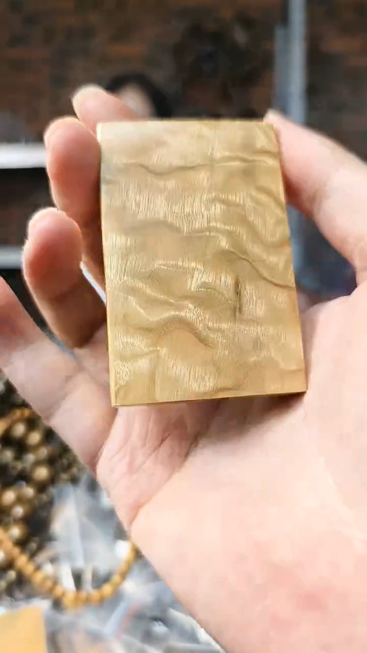 【闪购商品】金丝楠无事牌手把件