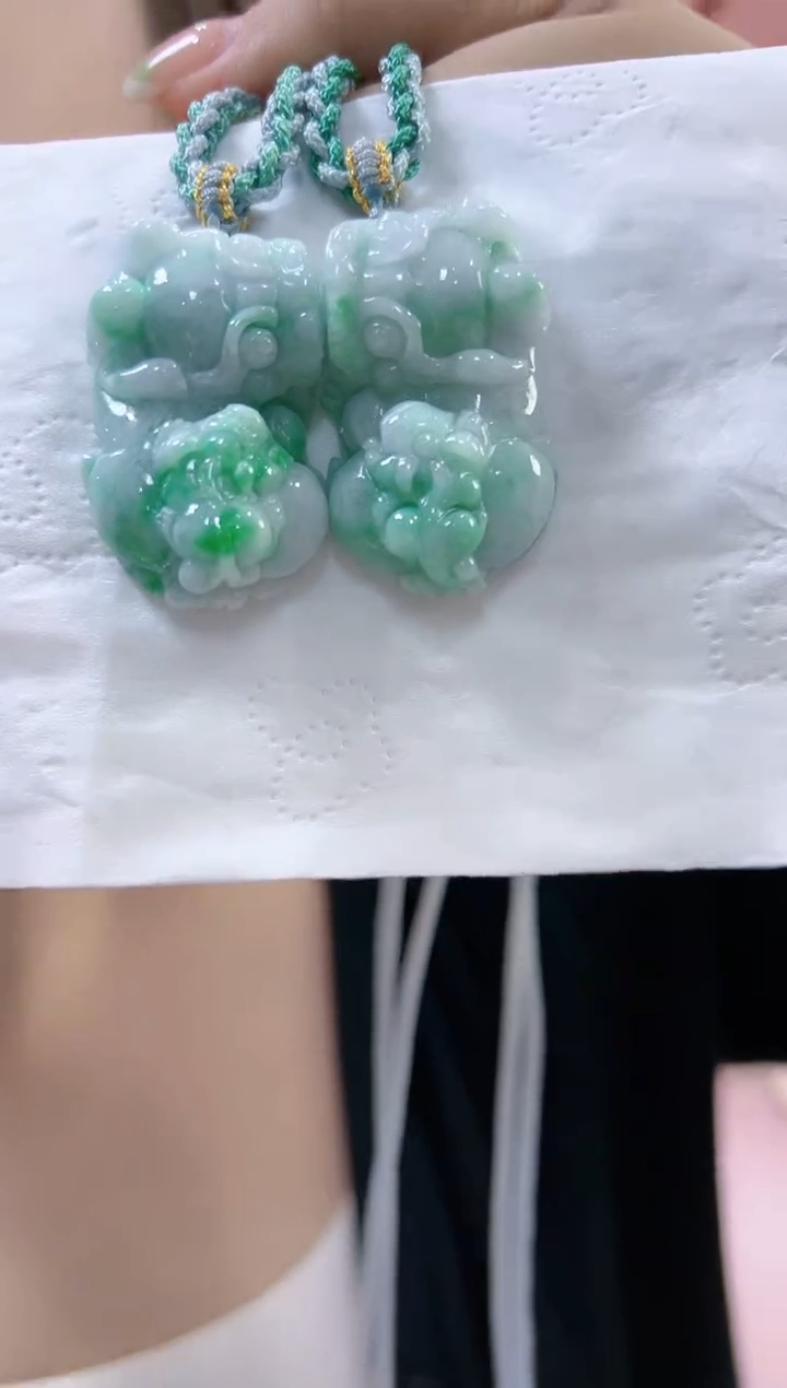 【闪购商品】翡翠颈饰未镶嵌子母貔貅（多样性发货发其一）