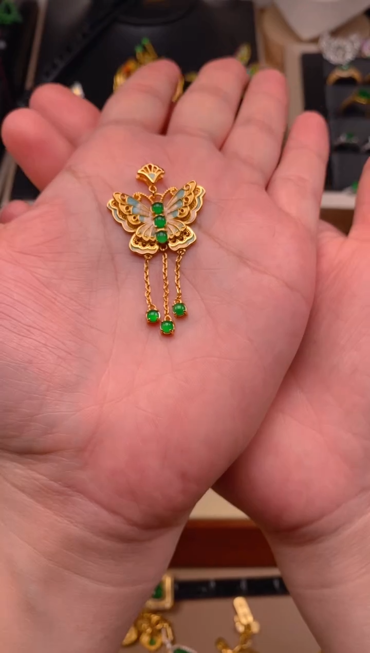 【闪购商品】翡翠吊坠(不含链)银S925镶嵌蝴蝶