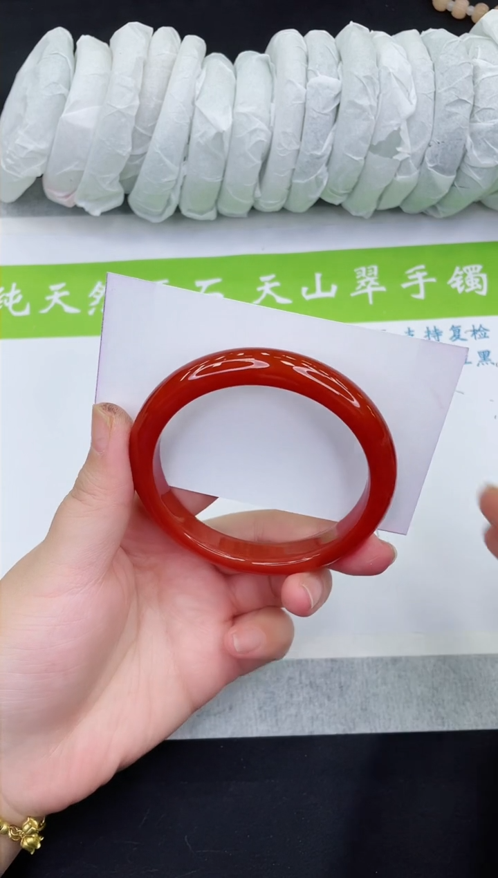 【闪购商品】石英质玉手镯未镶嵌M368-60+