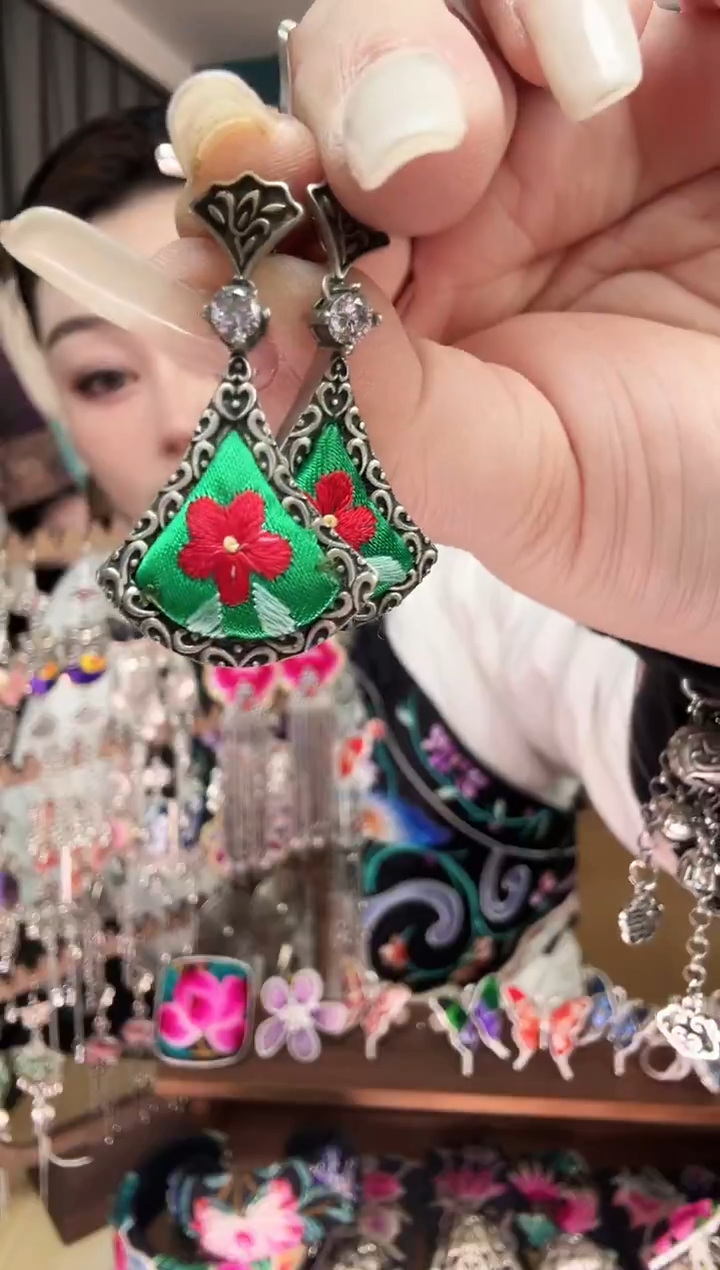 刺绣纯手工民族风刺绣耳钉