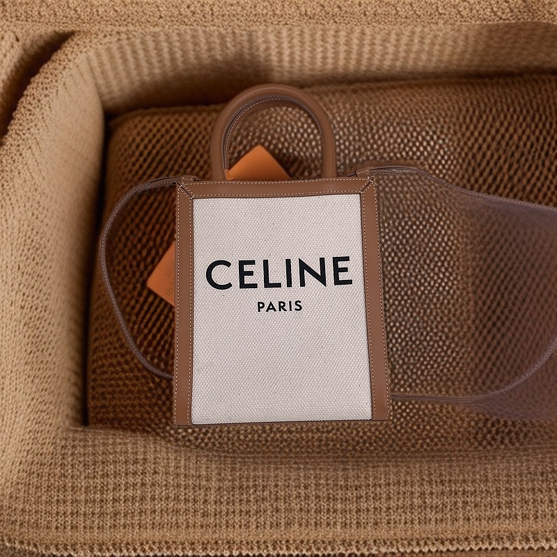 95新 Celine/思琳 单肩包 琴谱 28250