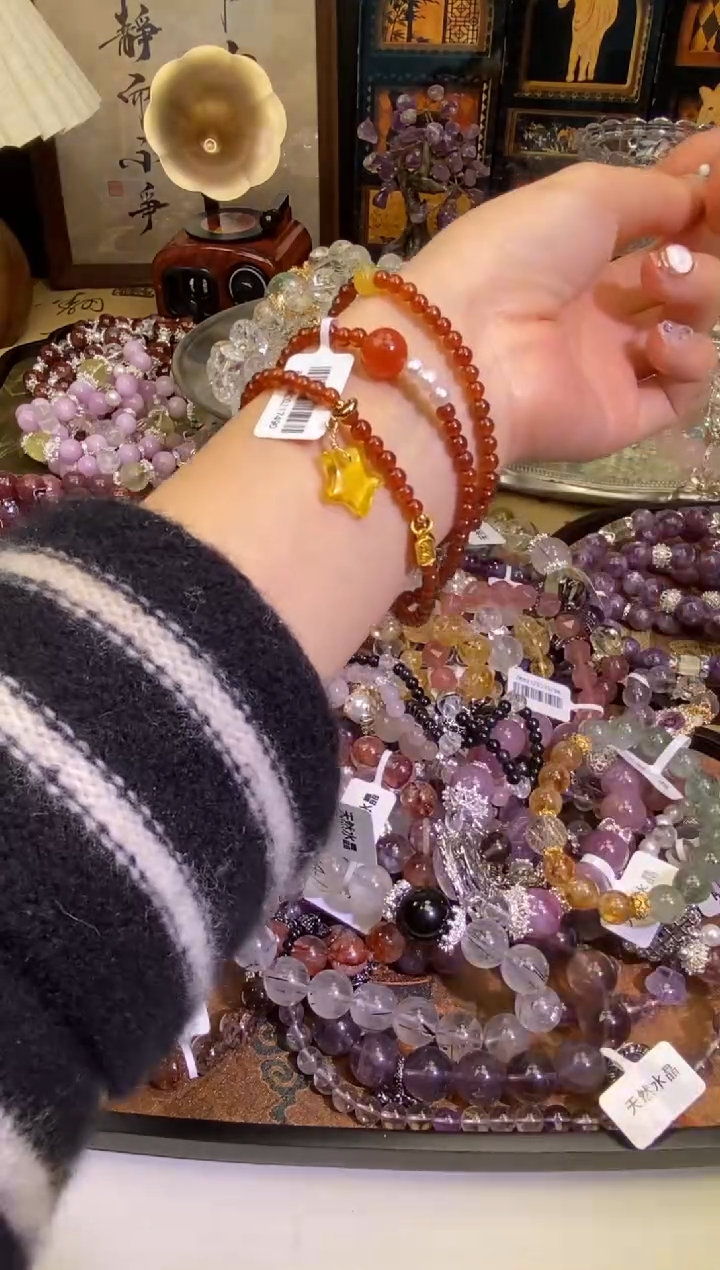 【闪购商品】石榴石（芬达石）手链未镶嵌404