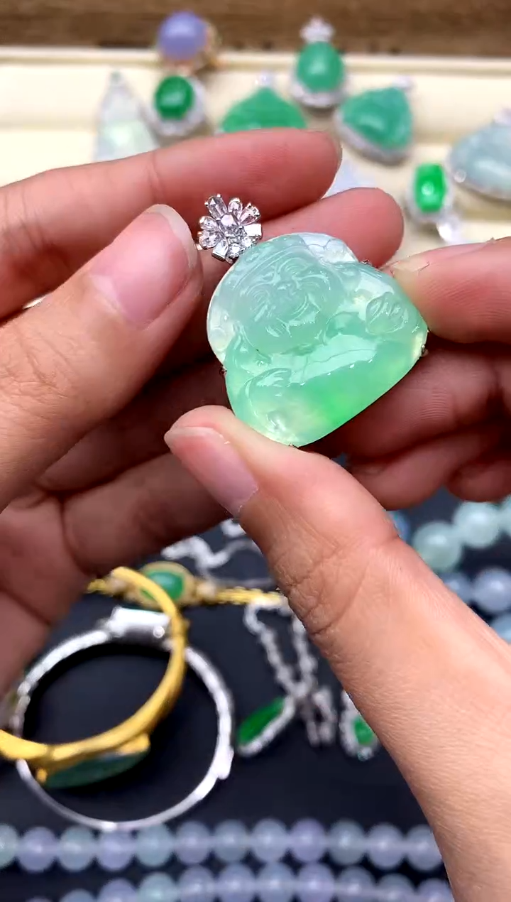 【闪购商品】翡翠颈饰18K金镶嵌407-中国好珍宝