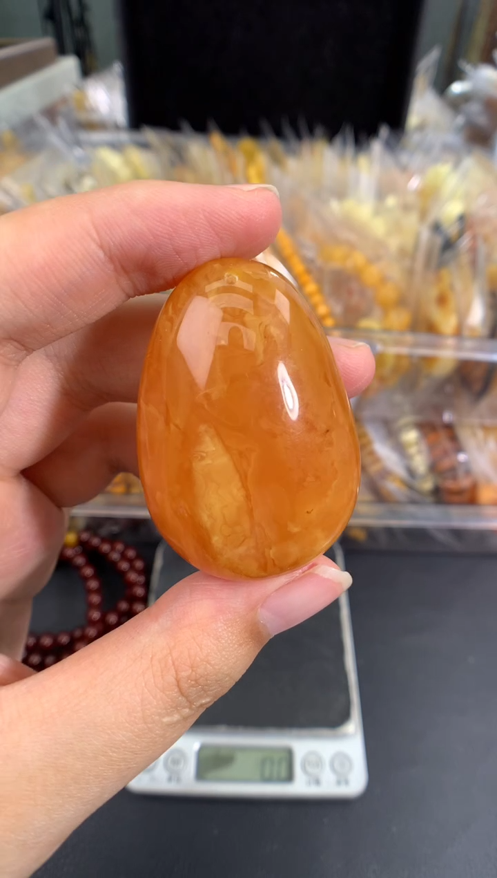 蜜蜡未镶嵌珠宝奇石1