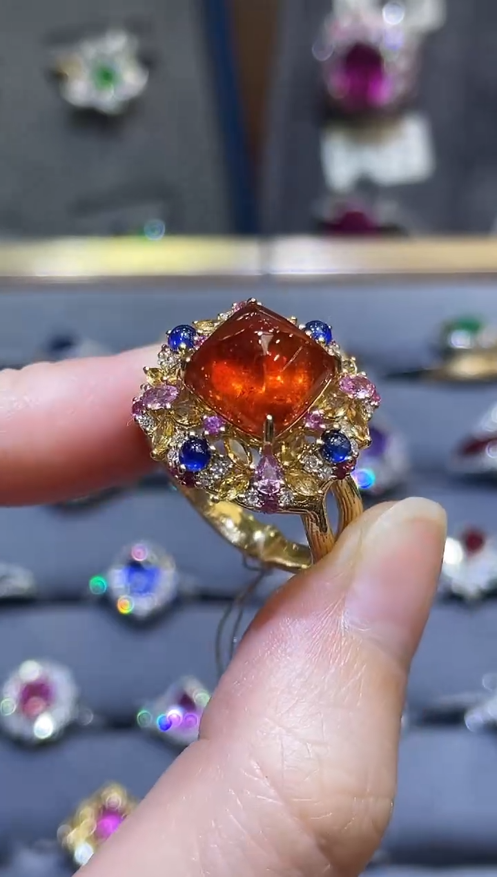 【闪购商品】石榴石（芬达石）戒指18K金镶嵌/7.45ct