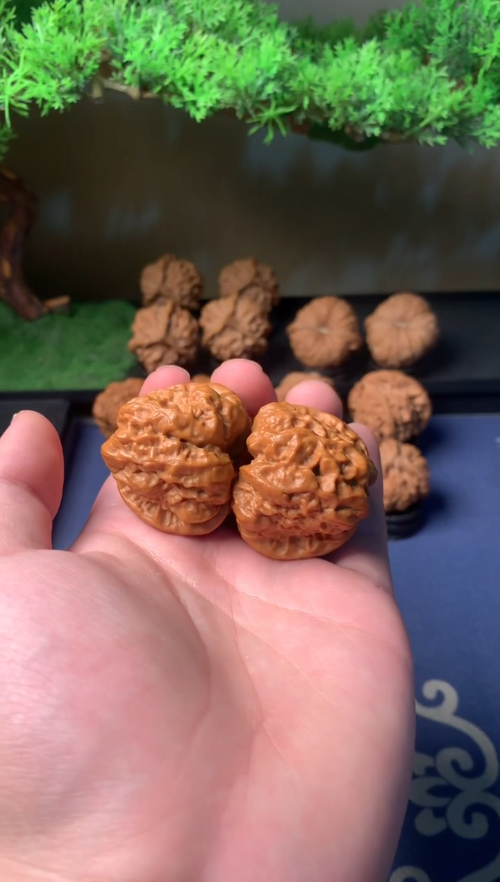 【闪购商品】文玩核桃吊坠42蛤蟆头