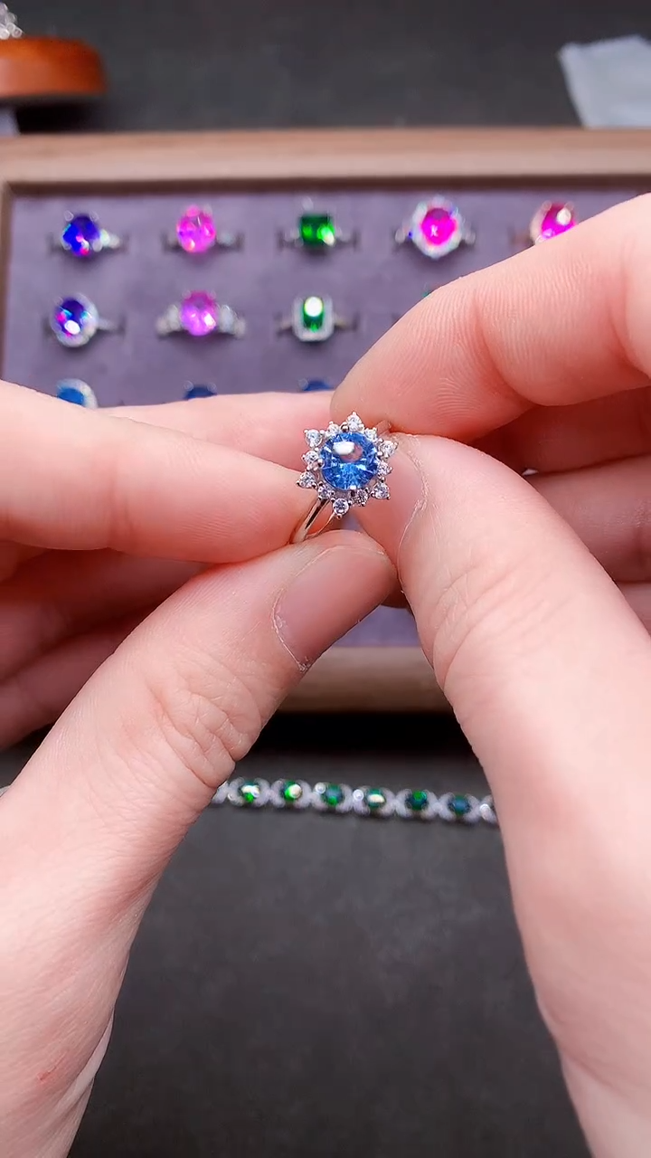 海蓝宝石戒圈银S925镶嵌.......