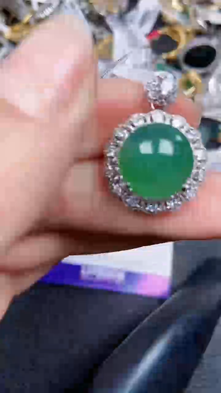 颈饰银S925镶嵌翡翠0174