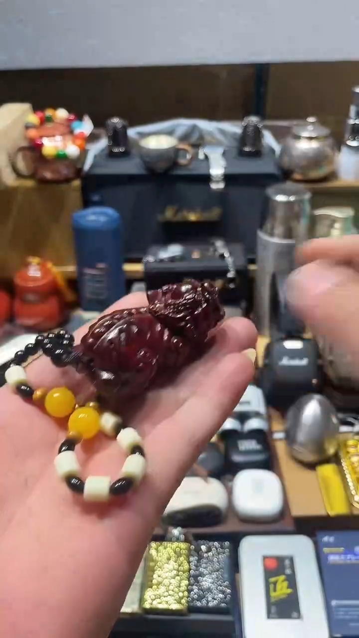 瓷片闪购商品 如图所示