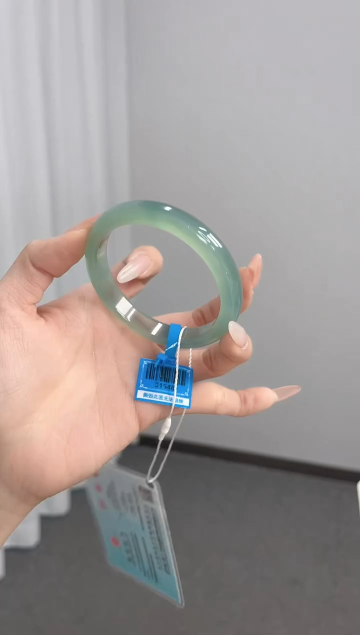 【闪购商品】玛瑙/玉髓手镯未镶嵌58-59圈