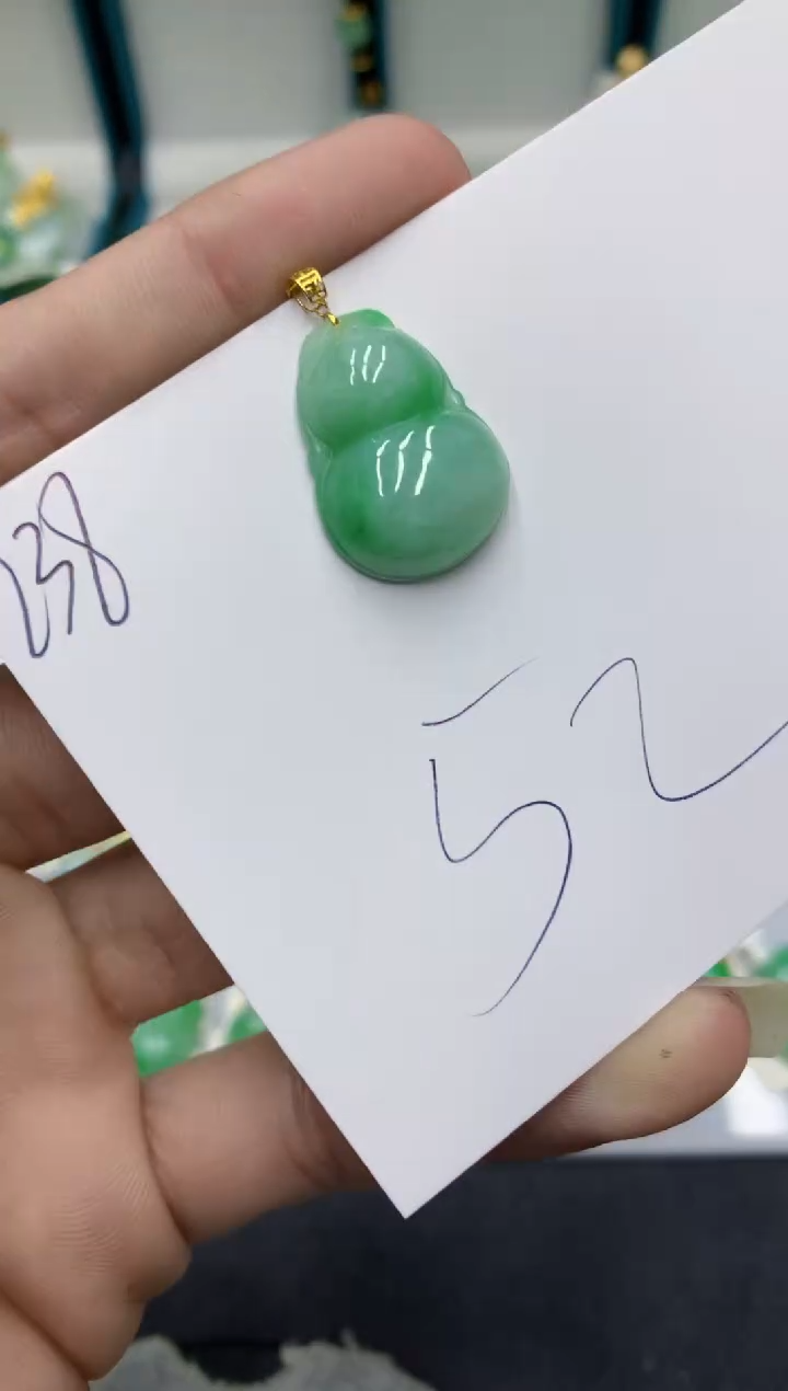 【闪购商品】翡翠颈饰18K金镶嵌翡翠