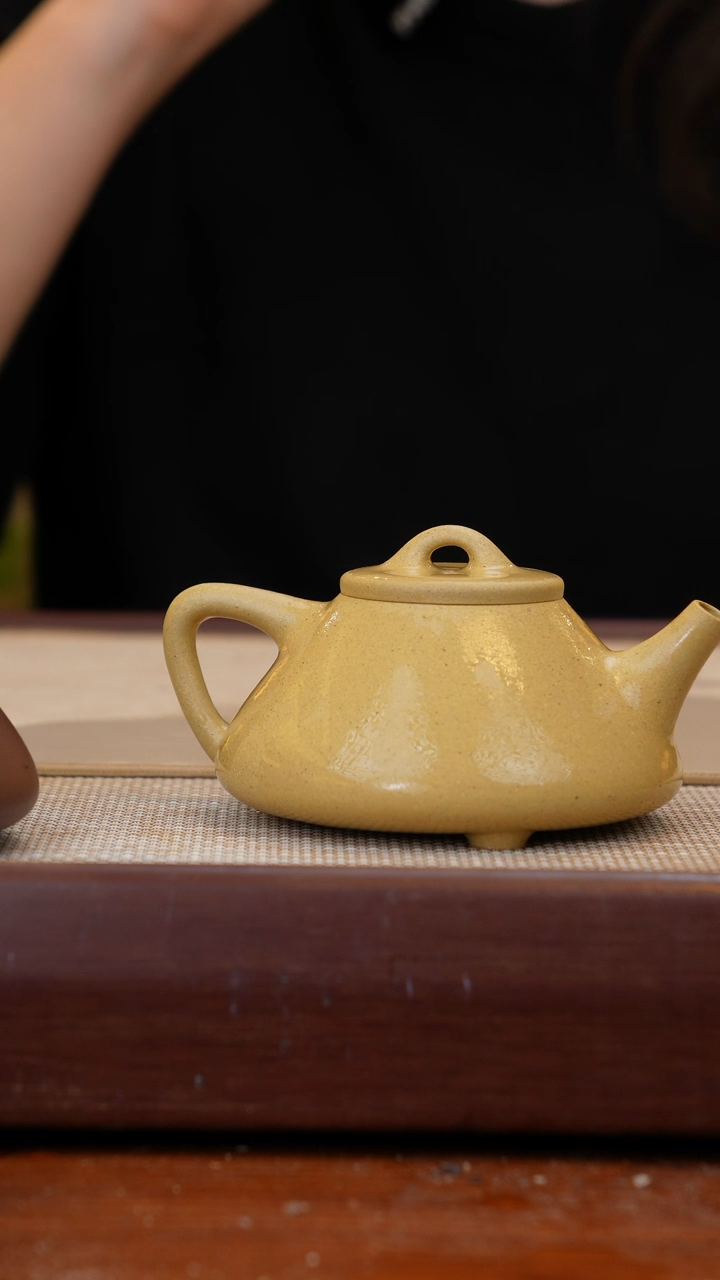 茶壶紫砂细微瑕原矿无添加台西本绿子冶石瓢200C