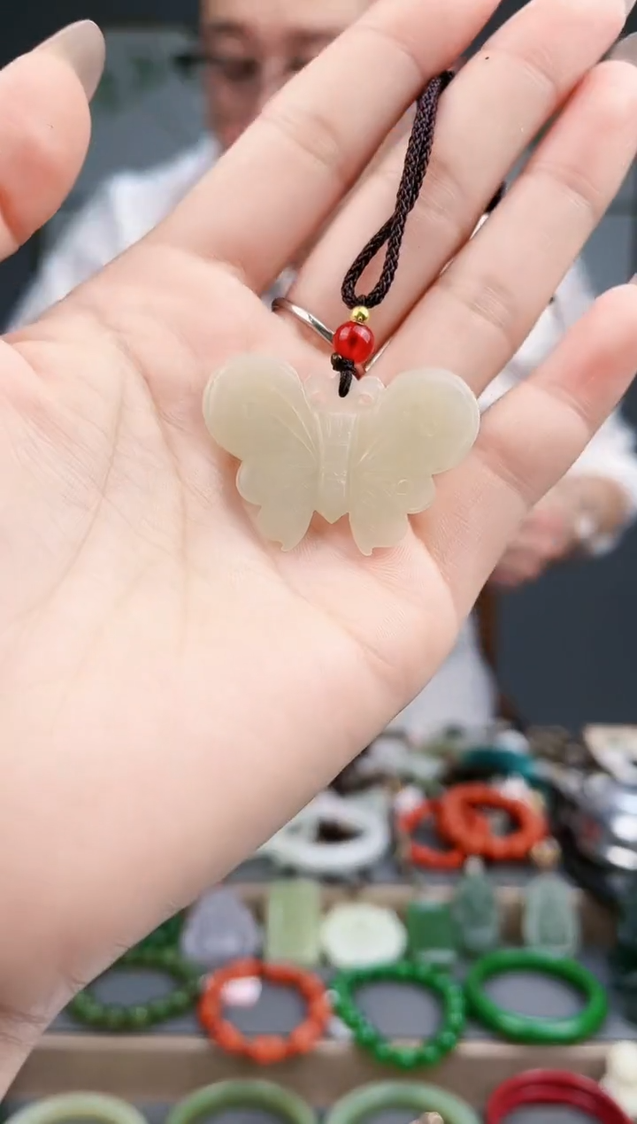 【闪购商品】和田玉颈饰未镶嵌AA多样性发货 拍一发一