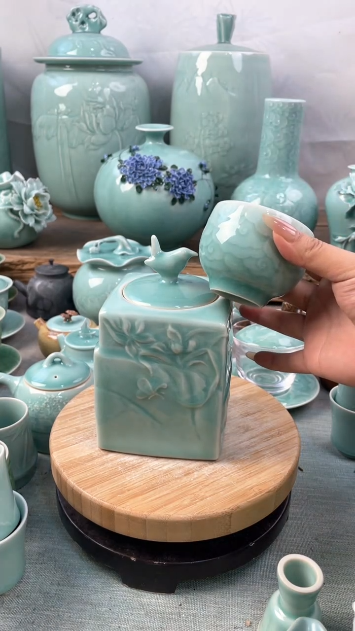 【闪购商品】特价 微瑕 慧仙青瓷