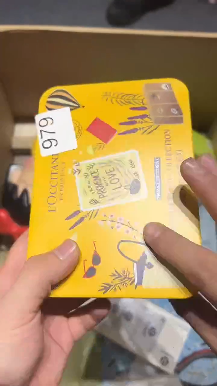 摆件五回回回979