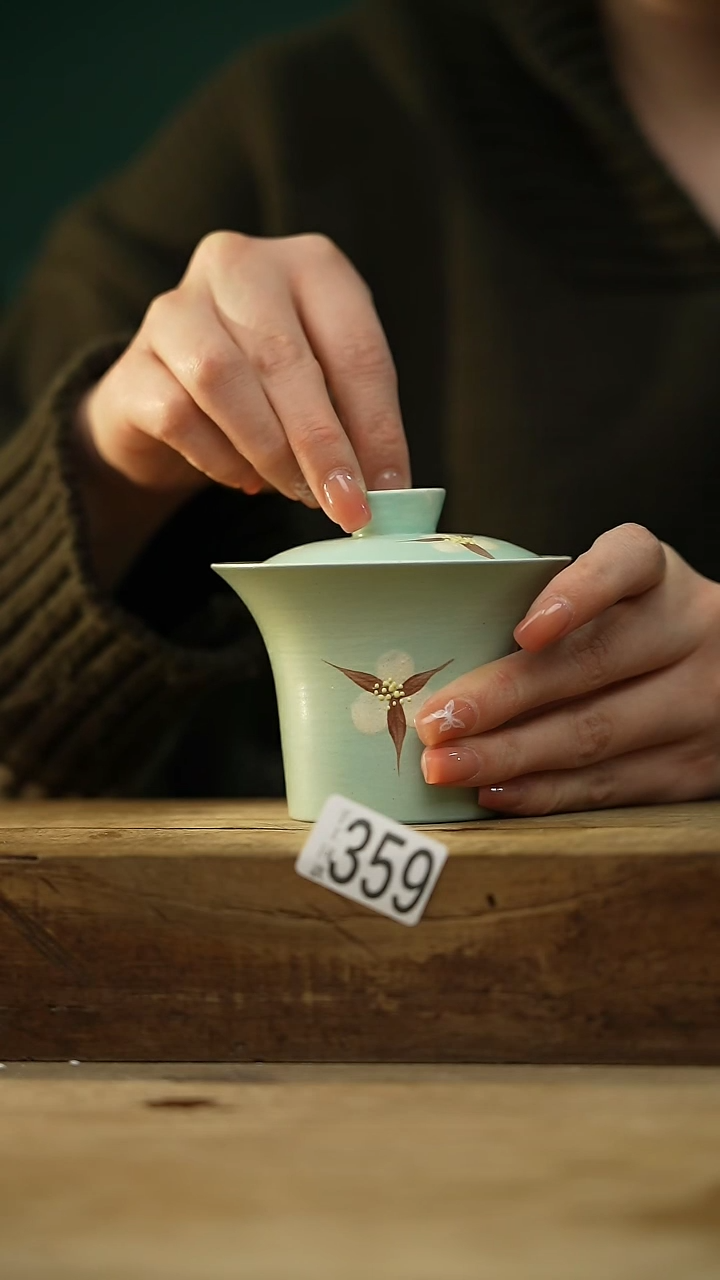 【闪购商品】瓷片木棉花盖碗 /设计师 牧渔 款