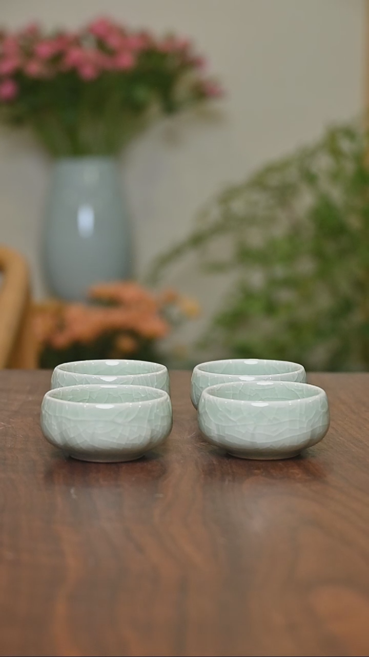 其他一品青莲杯 4只微瑕 豆绿釉 无款