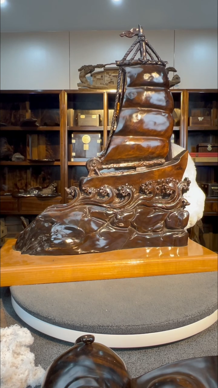 【闪购商品】金丝楠木雕一帆风顺1