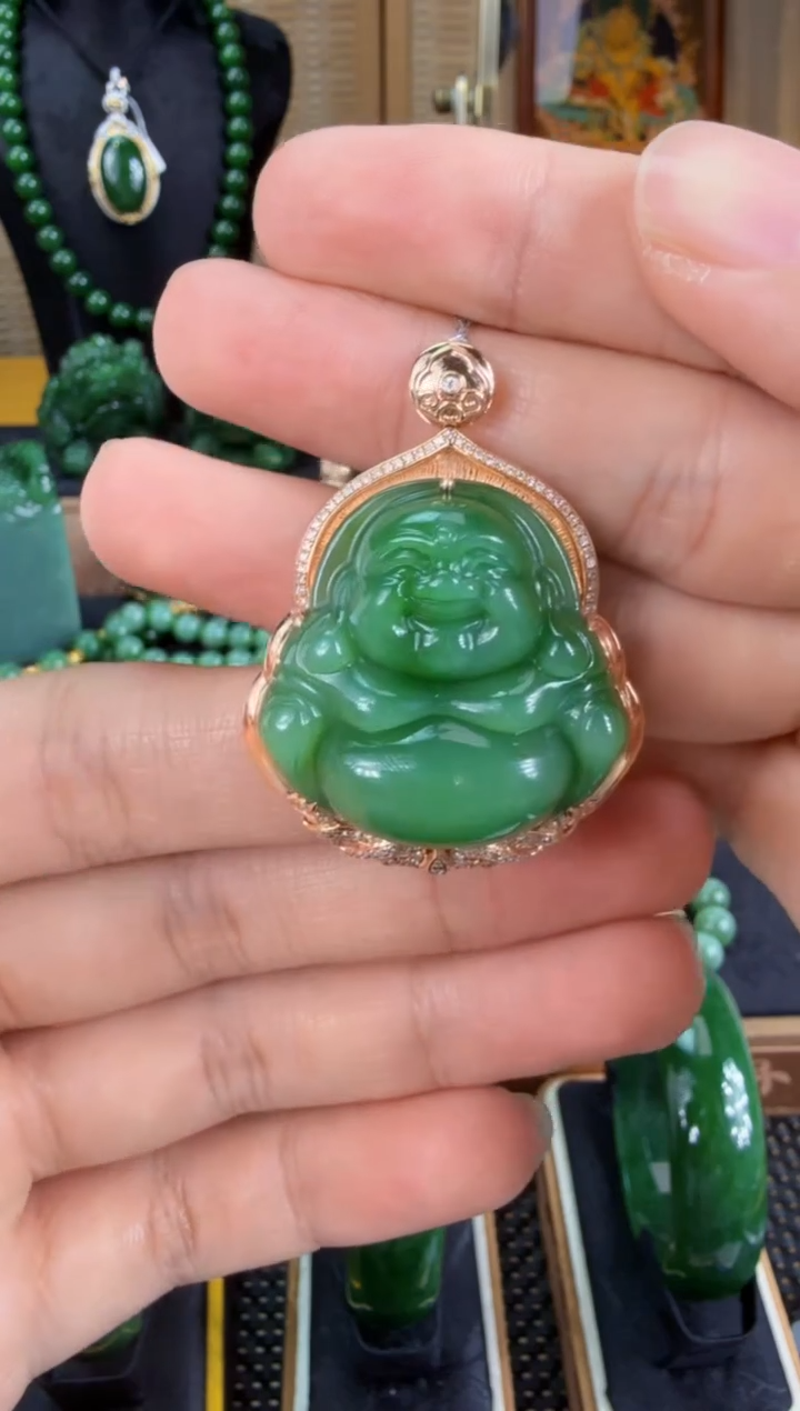 【闪购商品】和田玉（碧玉）吊坠(赠链)18K金镶嵌 