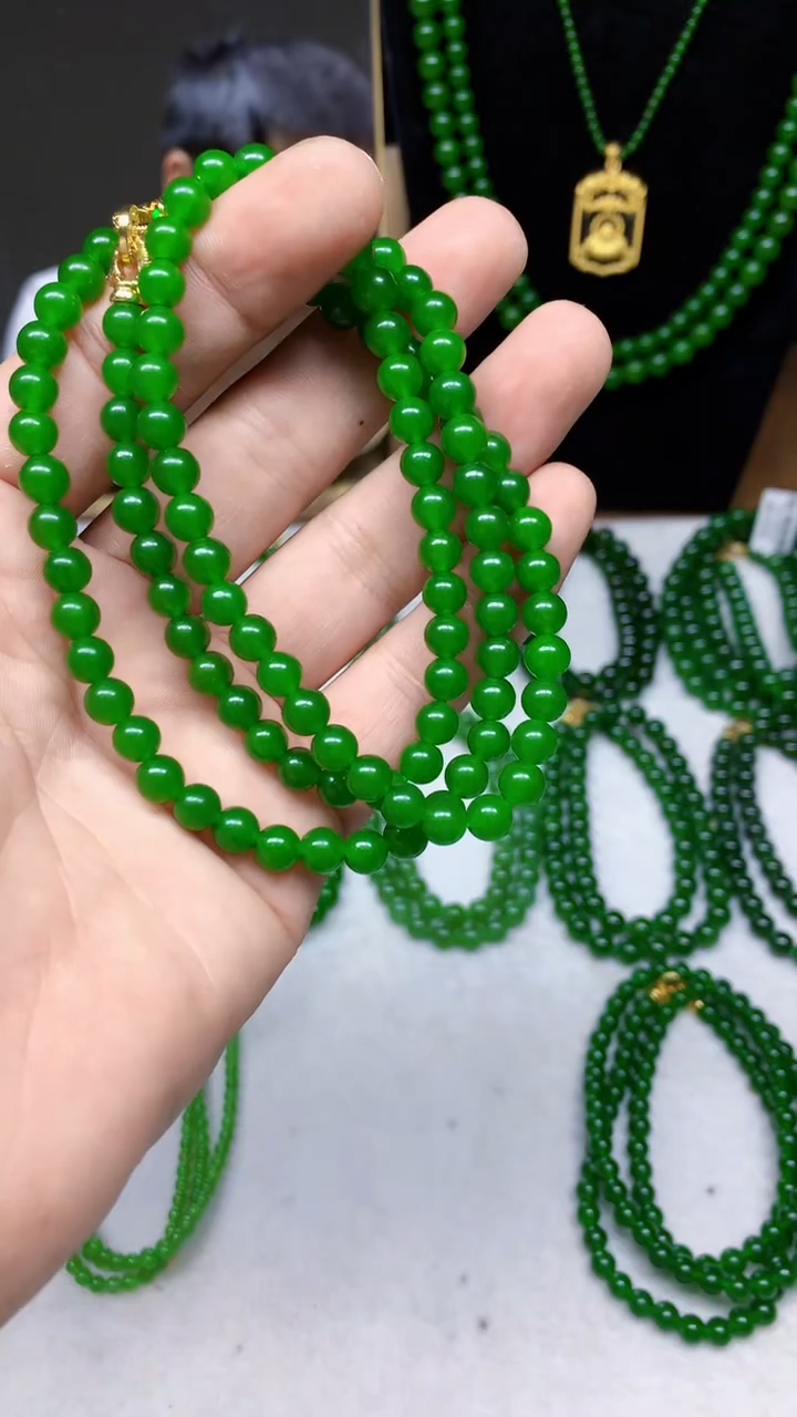 和田玉（碧玉）未镶嵌项链卡6无黑阳绿