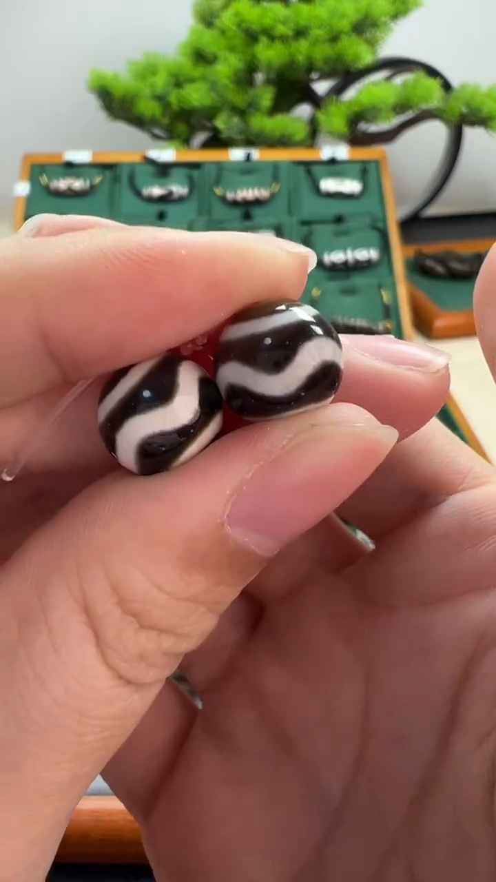 玛瑙/玉髓（覆膜）颈饰未镶嵌109.（微瑕随机发货）