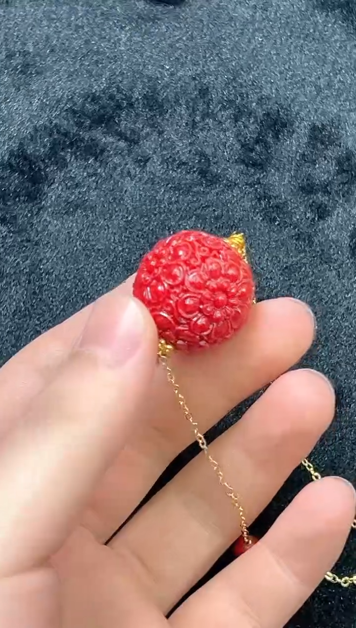 【闪购商品】南红玛瑙颈饰合金南红雕刻吊坠